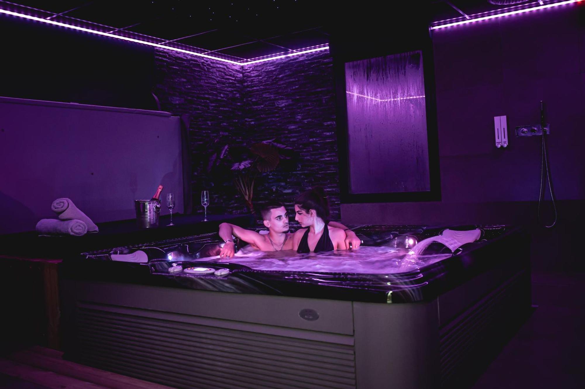 Espace Evasions Loft Love Love Room Toulouse Buitenkant foto