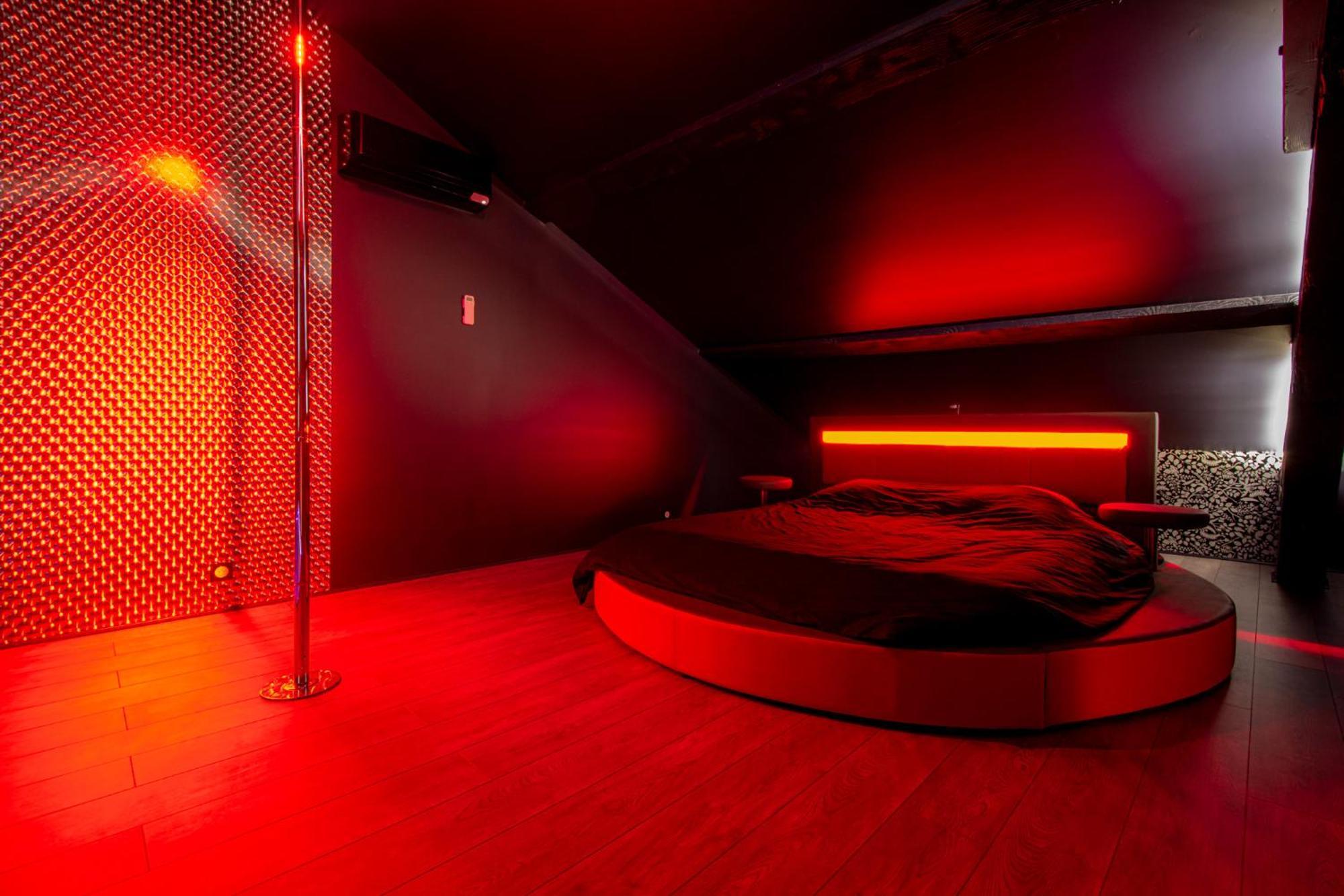 Espace Evasions Loft Love Love Room Toulouse Buitenkant foto